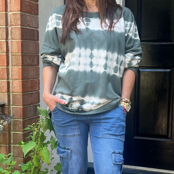 Boho Tie Dye Oversized Top - Picture 2 of 3